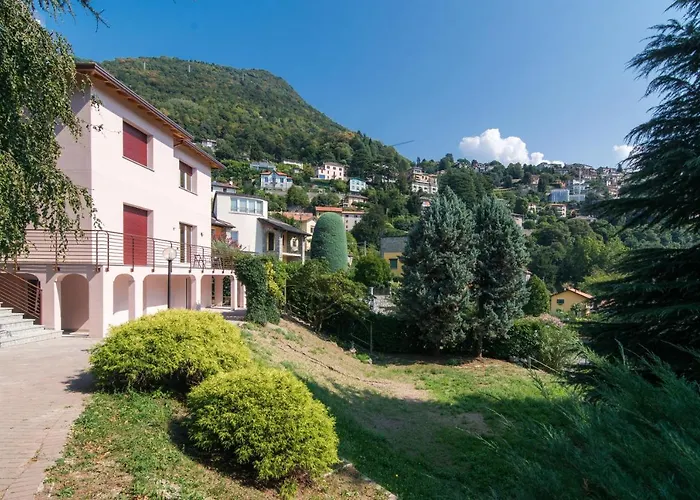 Villa Vittoria - The House Of Travelers Cernobbio