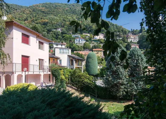 Villa Vittoria - The House Of Travelers Cernobbio